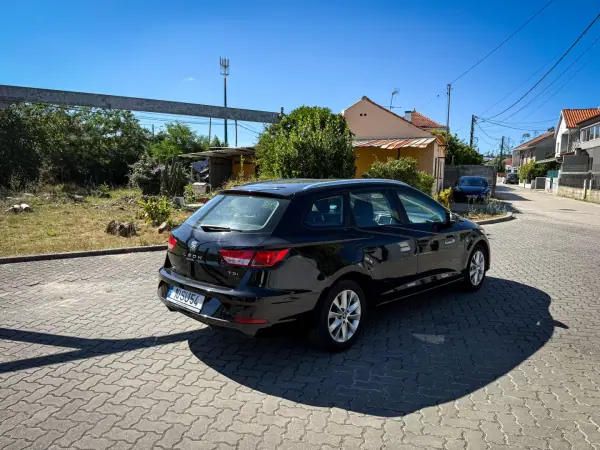 SEAT Leon ST 2017 - 10850 EUR, 153000 km - AUTO.MOTO.pt - 153000km - foto 12 de 12