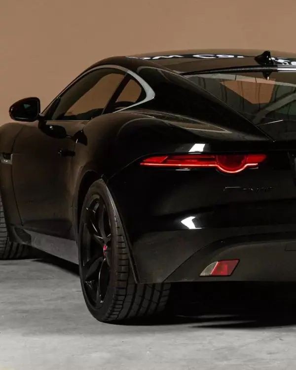 Jaguar F-Type 2018 - 45950 EUR, 78000 km - AUTO.MOTO.pt - 78000km - foto 7 de 31