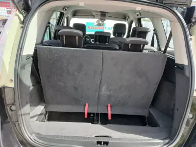 Renault Grand Scénic 2013 - 7600 EUR, 174425 km - AUTO.MOTO.pt - 174425km - foto 25 de 25