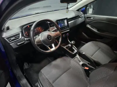 Renault Clio 2021 - 14900 EUR, 56000 km - AUTO.MOTO.pt - 56000km - foto 11 de 25