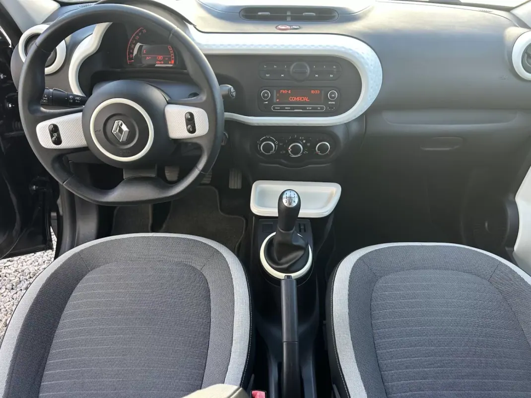 Renault Twingo 2017 - 10000 EUR, 35800 km - 35800km - foto 7 de 15