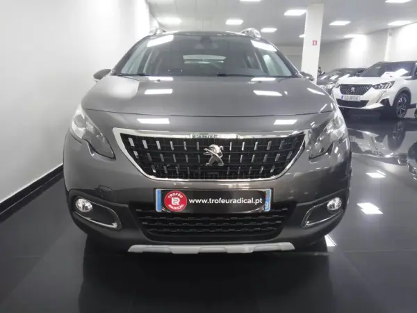 Peugeot 2008 2018 - 10250 EUR, 109000 km - AUTO.MOTO.pt - 109000km - foto 3 de 21