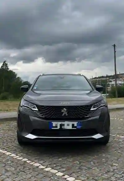 Peugeot 3008 2022 - 26000 EUR, 89000 km - AUTO.MOTO.pt - 89000km - foto 4 de 15