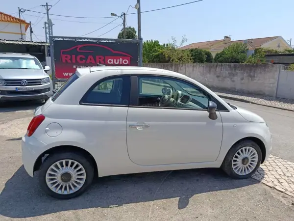 Fiat 500 2018 - 10900 EUR, 75300 km - AUTO.MOTO.pt - 75300km - foto 3 de 26