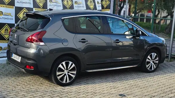 Peugeot 3008 2014 - 14900 EUR, 208000 km - AUTO.MOTO.pt - 208000km - foto 8 de 22