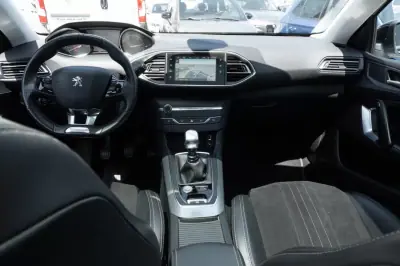 Peugeot 308 2016 - 11250 EUR, 241177 km - AUTO.MOTO.pt - 241177km - foto 22 de 22