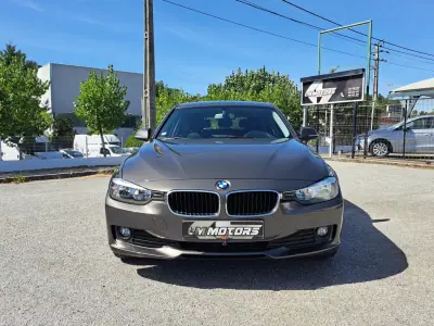 BMW 316 2014 - 12500 EUR, 242064 km - AUTO.MOTO.pt - 242064km - foto 2 de 48
