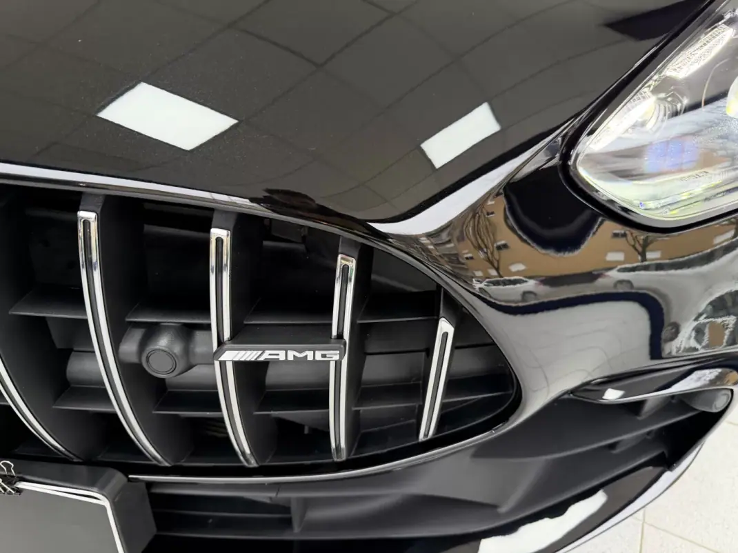 Mercedes-Benz AMG GT 2025 - 140000 EUR, 8886 km - AUTO.MOTO.pt - 8886km - foto 22 de 74