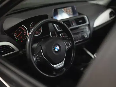 BMW 116 2016 - 10490 EUR, 246092 km - AUTO.MOTO.pt - 246092km - foto 12 de 19
