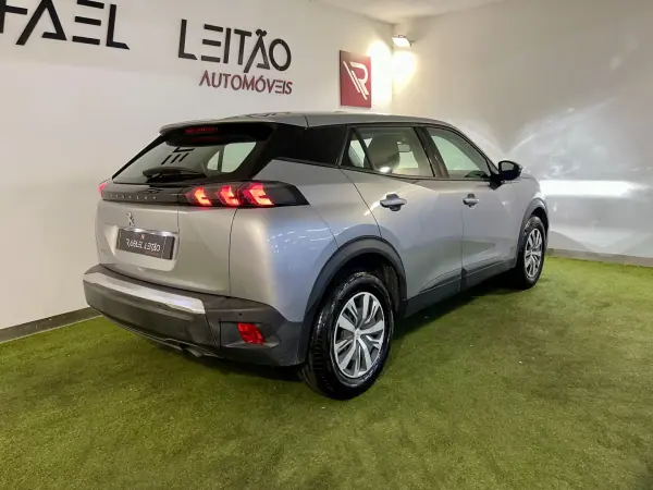 Peugeot 2008 2021 - 15250 EUR, 48000 km - AUTO.MOTO.pt - 48000km - foto 7 de 31