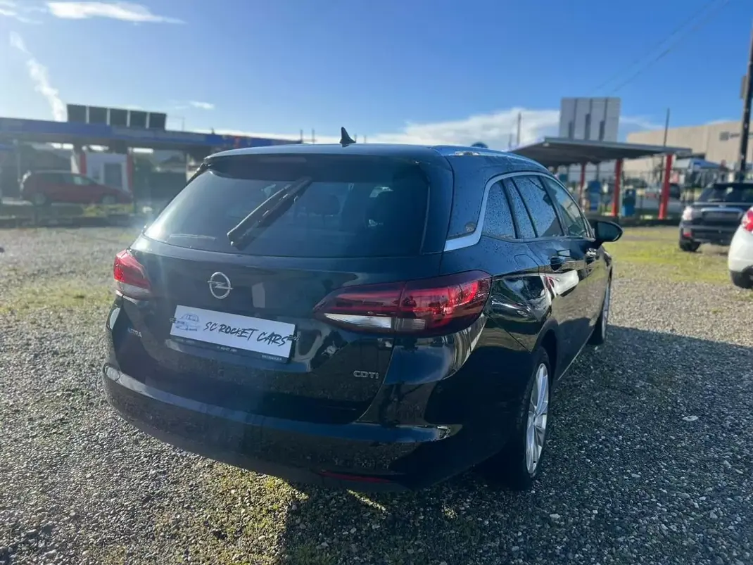 Opel Astra Sports Tourer 2018 - 12984 EUR, 97000 km - AUTO.MOTO.pt - 97000km - foto 21 de 26