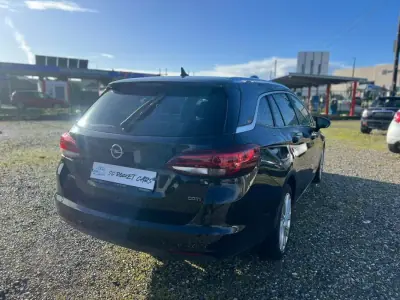 Opel Astra Sports Tourer 2018 - 12984 EUR, 97000 km - AUTO.MOTO.pt - 97000km - foto 21 de 26