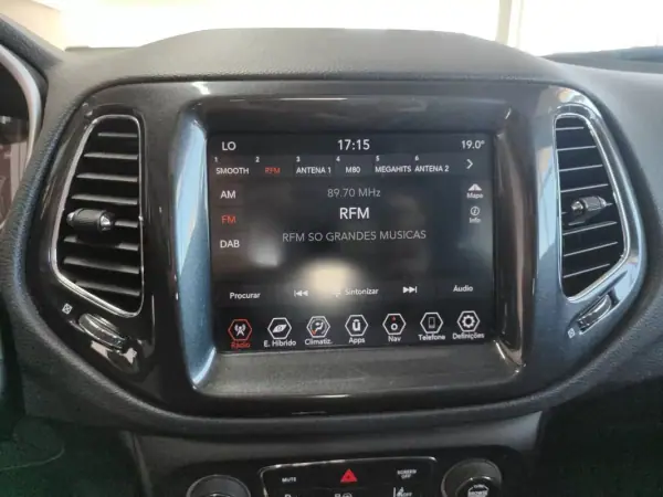 Jeep Compass 2021 - 22500 EUR, 107000 km - AUTO.MOTO.pt - 107000km - foto 31 de 45