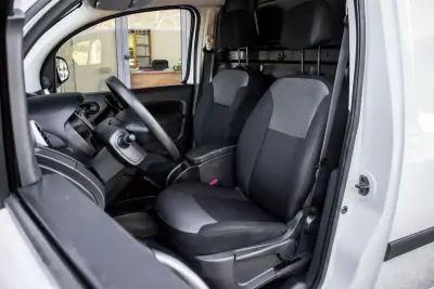 Renault Kangoo E-Tech Confort 2020 - 10750 EUR, 63577 km - AUTO.MOTO.pt - 63577km - foto 27 de 27
