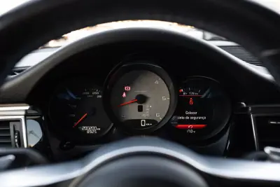 Porsche Macan 2014 - 35600 EUR, 199000 km - AUTO.MOTO.pt - 199000km - foto 34 de 47