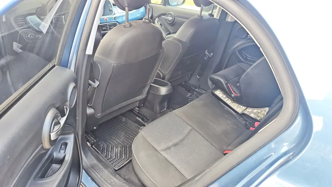 Fiat 500X 2019 - 10250 EUR, 153000 km - 153000km - foto 6 de 7