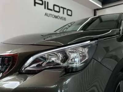 Peugeot 3008 2019 - 14990 EUR, 162229 km - AUTO.MOTO.pt - 162229km - foto 2 de 27