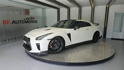 Nissan GT-R 2017 - 149900 EUR, 50238 km - AUTO.MOTO.pt - 50238km - foto 2 de 57