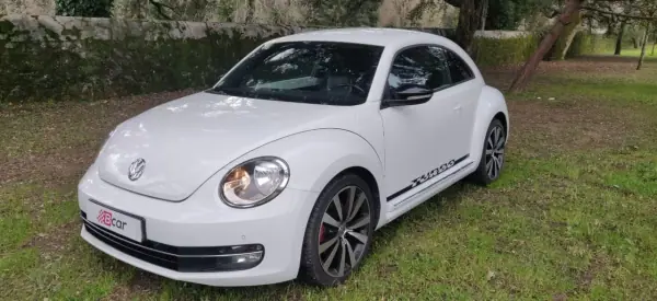 Volkswagen New Beetle 2011 - 17499 EUR, 163800 km - AUTO.MOTO.pt - 163800km - foto 6 de 41