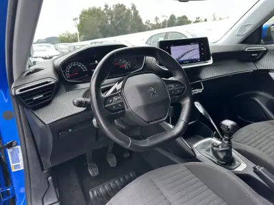 Peugeot 2008 2021 - 14900 EUR, 159000 km - AUTO.MOTO.pt - 159000km - foto 13 de 31