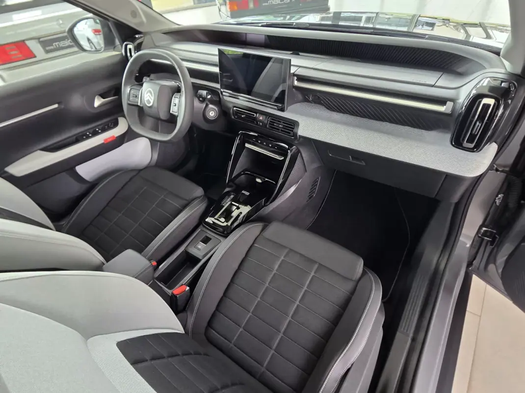 Citroën e-C3 2025 - 20499 EUR, 7487 km - AUTO.MOTO.pt - 7487km - foto 22 de 32