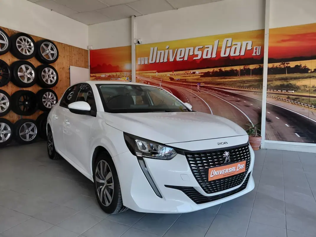Peugeot 208 2021 - 13900 EUR, 95000 km - AUTO.MOTO.pt - 95000km - foto 1 de 20
