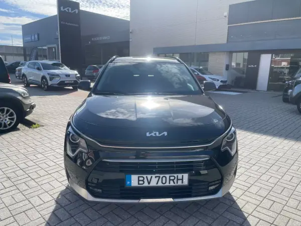 Kia Niro 2025 — photo 2 of 18
