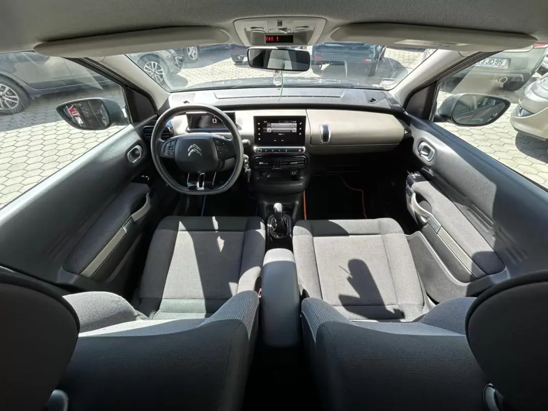 Citroën C4 Cactus 2017 - 11750 EUR, 110180 km - AUTO.MOTO.pt - 110180km - foto 17 de 23