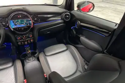 MINI Cooper 2021 - 26950 EUR, 34244 km - AUTO.MOTO.pt - 34244km - foto 15 de 52