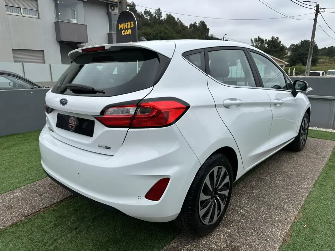 Ford Fiesta 2022 - 15200 EUR, 120000 km - 120000km - foto 8 de 57