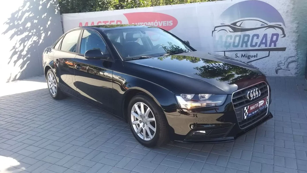 Audi A4 2015 - 17950 EUR, 145000 km - AUTO.MOTO.pt - 145000km - foto 1 de 19
