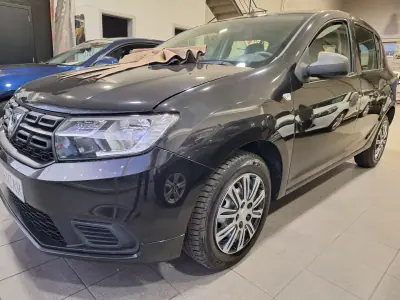 Dacia Sandero 2019 - 6900 EUR, 164696 km - foto 2 de 18
