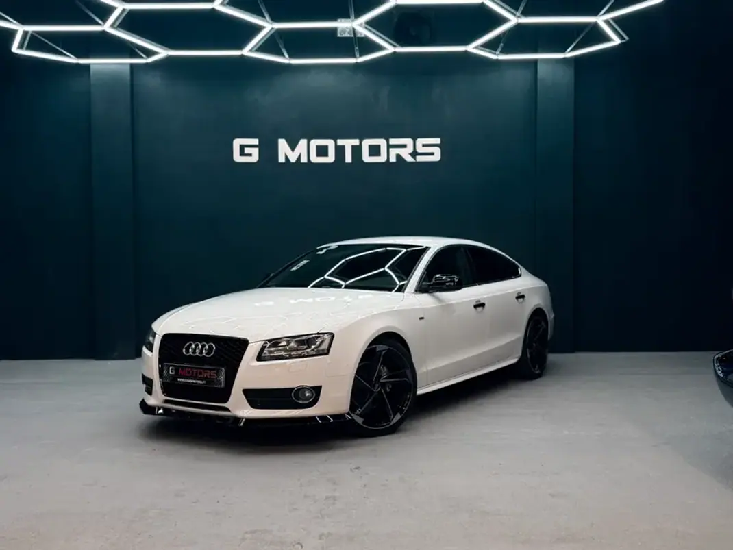 Audi A5 Sportback 2010 - 17900 EUR, 200000 km - AUTO.MOTO.pt - 200000km - foto 1 de 19