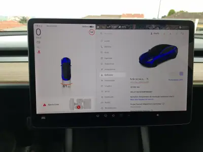 Tesla Model 3 2021 - 35990 EUR, 43640 km - AUTO.MOTO.pt - 43640km - foto 13 de 17