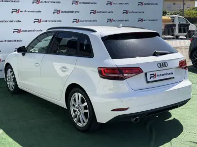 Audi A3 Sportback 2018 - 18500 EUR, 135000 km - AUTO.MOTO.pt - 135000km - foto 9 de 23