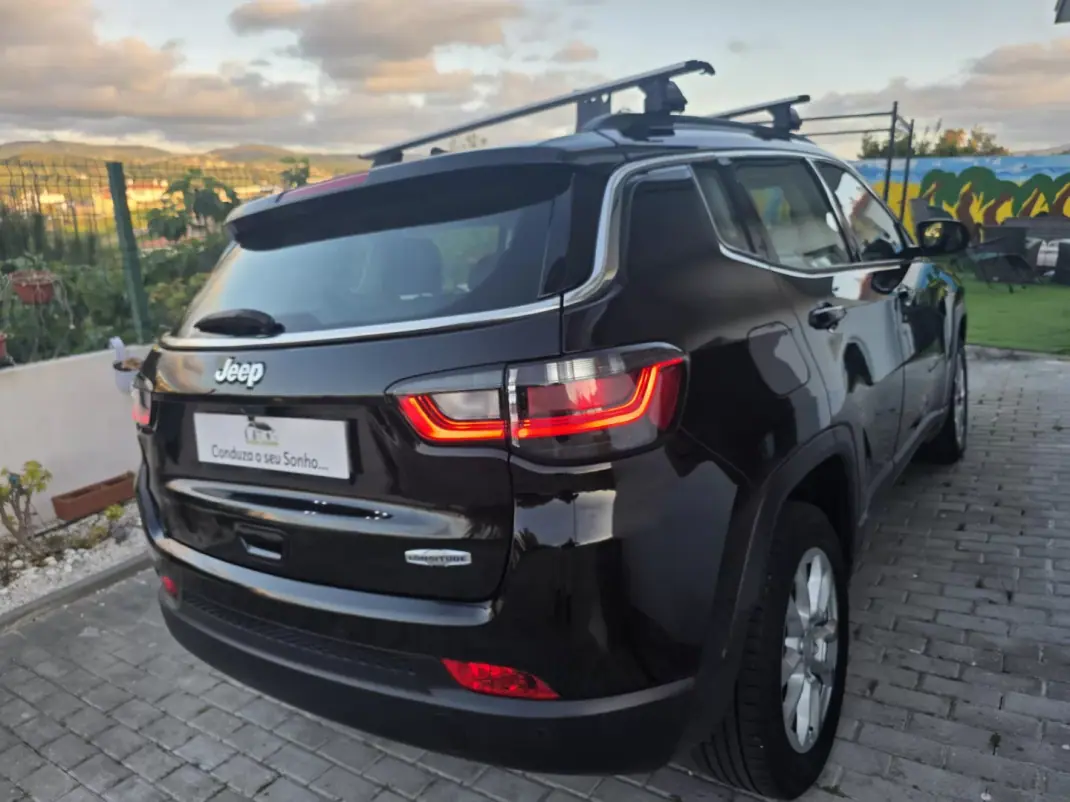 Jeep Compass 2021 - 20900 EUR, 142000 km - AUTO.MOTO.pt - 142000km - foto 42 de 65