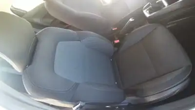 Renault Clio 2020 - 13690 EUR, 114437 km - AUTO.MOTO.pt - 114437km - foto 41 de 42