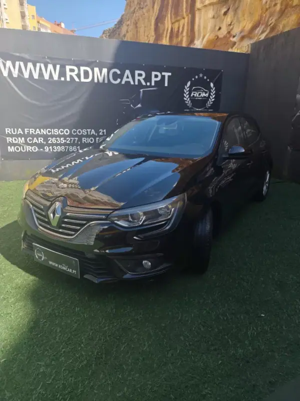 Renault Mégane 2017 - 13490 EUR, 169000 km - AUTO.MOTO.pt - 169000km - foto 2 de 15