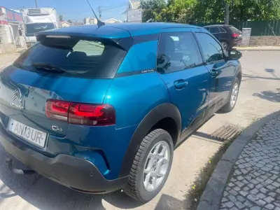 Citroën C4 Cactus 2018 - 13990 EUR, 131000 km - AUTO.MOTO.pt - 131000km - foto 3 de 19
