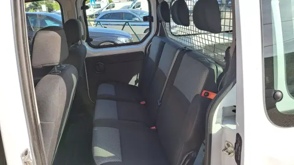 Renault Kangoo 2019 - 18900 EUR, 210580 km - AUTO.MOTO.pt - 210580km - foto 13 de 28