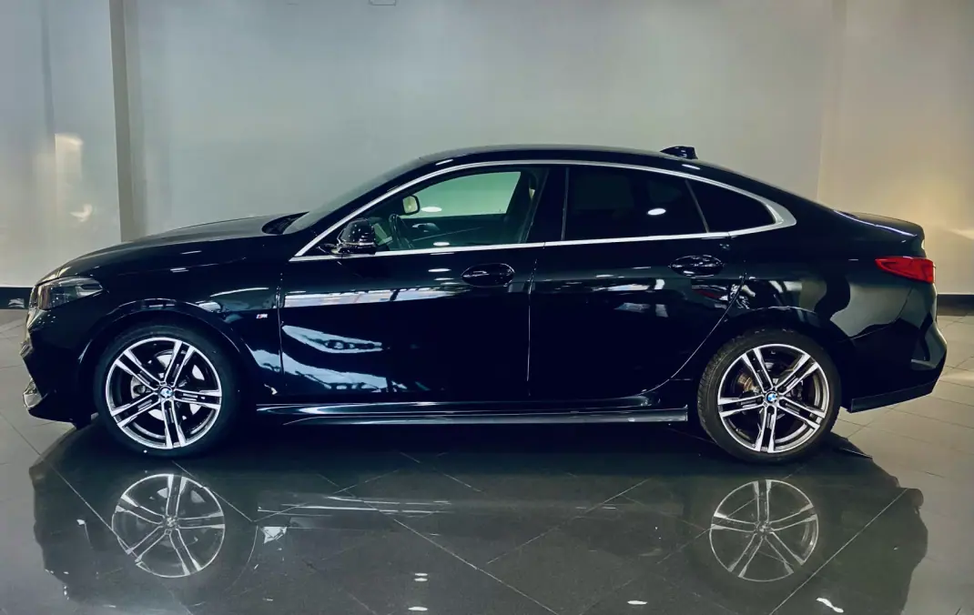 BMW 216 Gran Coupé 2021 - 24900 EUR, 110490 km - 110490km - foto 12 de 18