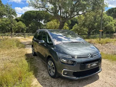 Citroën C4 2015 - 10350 EUR, 149000 km - AUTO.MOTO.pt - 149000km - foto 2 de 15