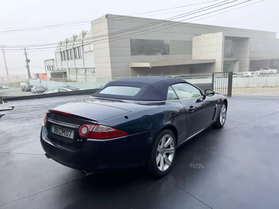 Jaguar XK 2006 - 38500 EUR, 186000 km - AUTO.MOTO.pt - 186000km - foto 15 de 15