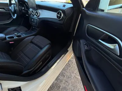 Mercedes-Benz CLA 200 2016 - 21490 EUR, 115000 km - 115000km - foto 27 de 35