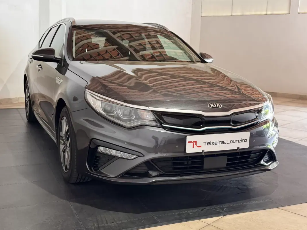 Kia Optima SW 2021 - 19500 EUR, 109915 km - AUTO.MOTO.pt - 109915km - foto 3 de 28