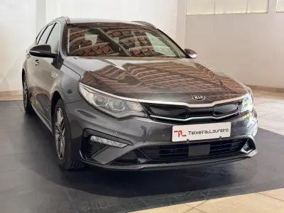 Kia Optima SW 2021 - 19500 EUR, 109915 km - AUTO.MOTO.pt - 109915km - foto 3 de 28
