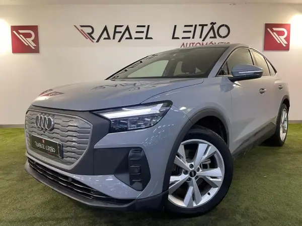 Audi Q4 e-tron 2023 - 29500 EUR, 69000 km - AUTO.MOTO.pt - 69000km - foto 2 de 35