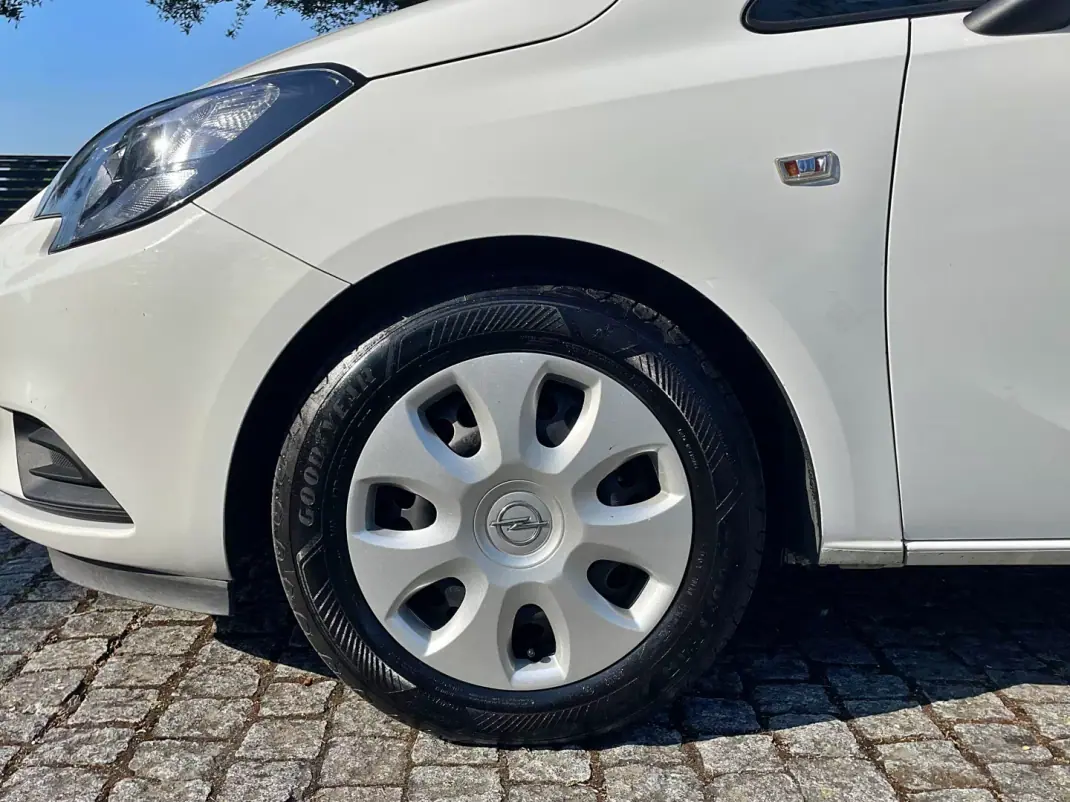 Opel 2019 - 6950 EUR, 265000 km - AUTO.MOTO.pt - 265000km - foto 8 de 14