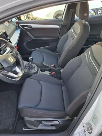 SEAT Ibiza 2023 - 18250 EUR, 32700 km - AUTO.MOTO.pt - 32700km - foto 14 de 28