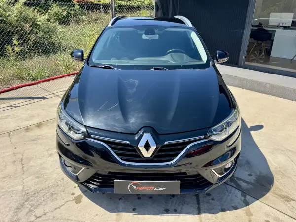 Renault Mégane Sport Tourer 2019 - 10999 EUR, 149000 km - 149000km - foto 12 de 22